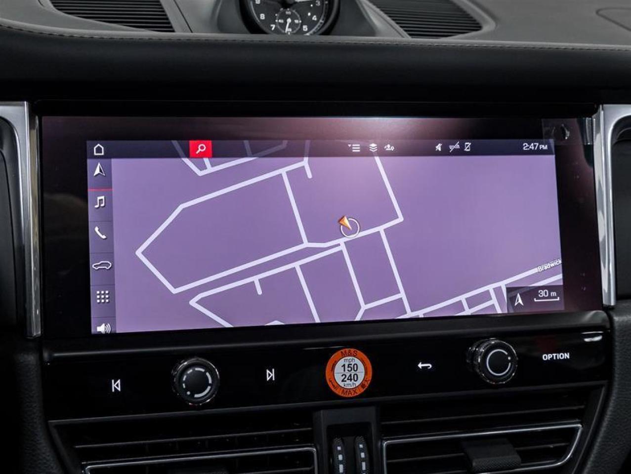 2026 Porsche Macan  Photo