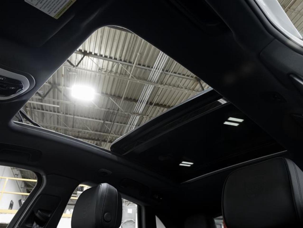 2026 Porsche Macan  Photo