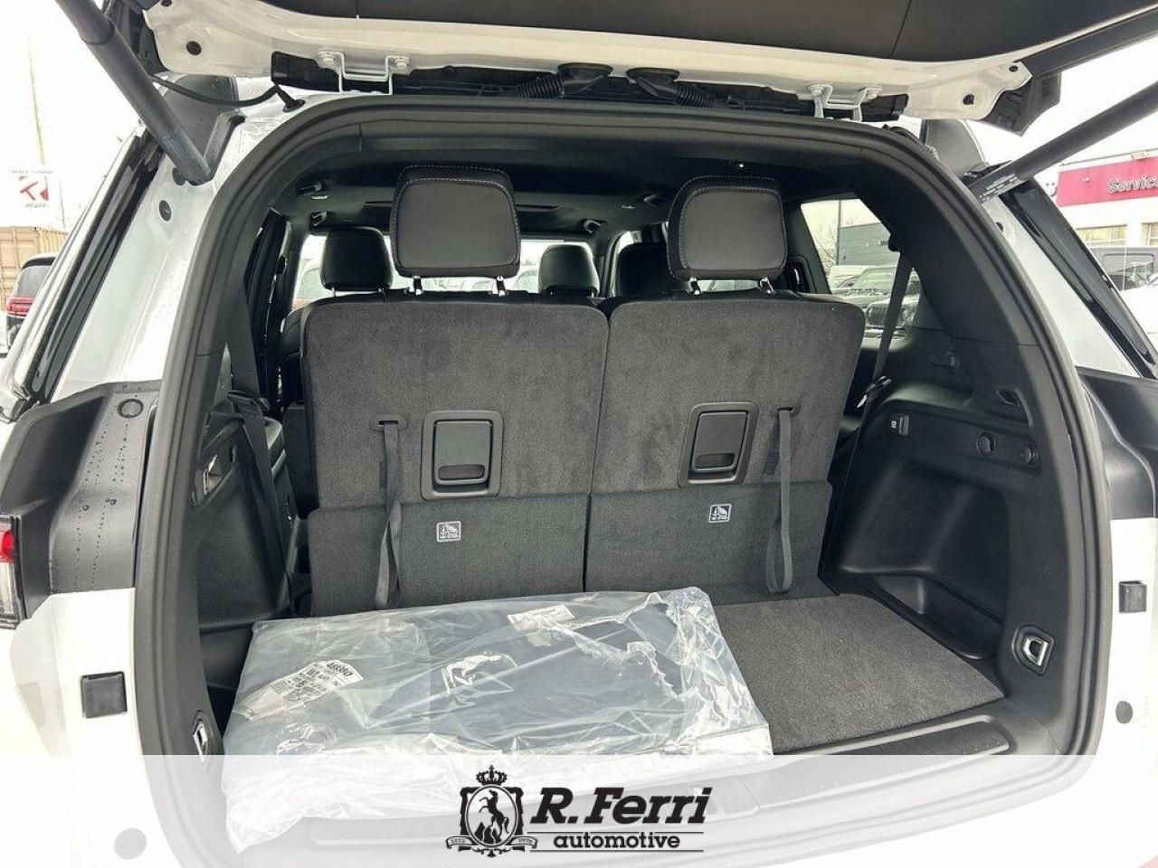 2025 Jeep Grand Cherokee L Laredo 4dr 4x4 Photo