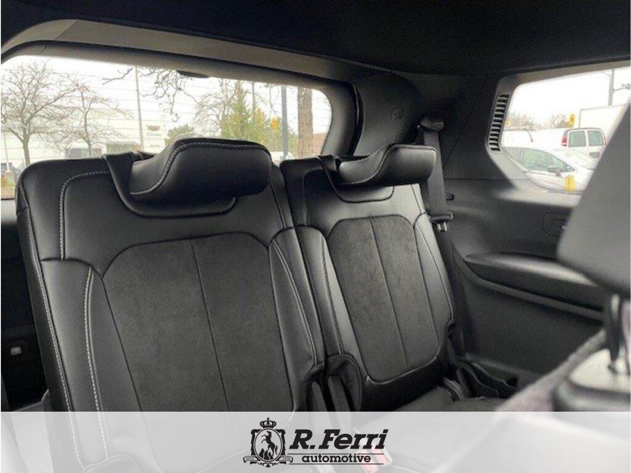 2025 Jeep Grand Cherokee L Laredo 4dr 4x4 Photo