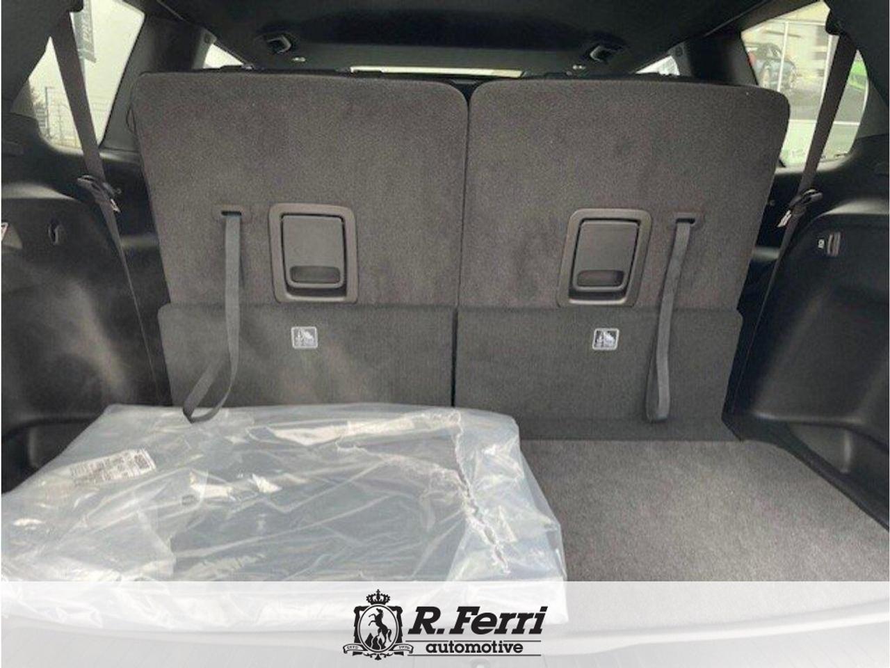 2025 Jeep Grand Cherokee L Laredo 4dr 4x4 Photo