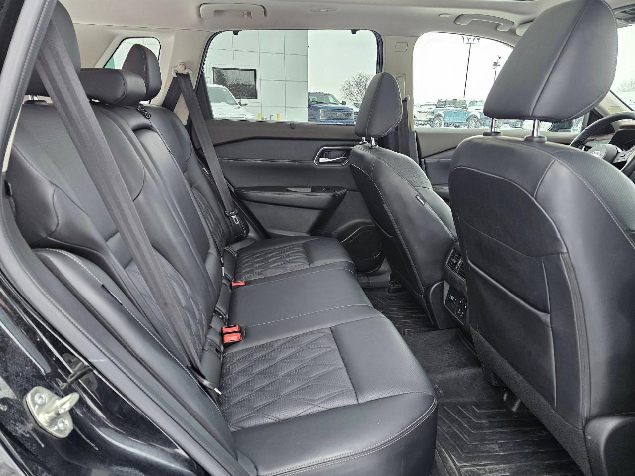 2023 Nissan Rogue Platinum 4dr All-Wheel Drive Sport Utility Photo