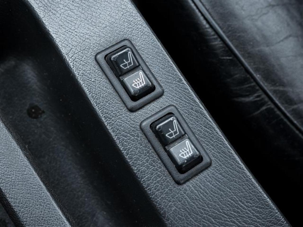 1990 BMW 325i  Photo