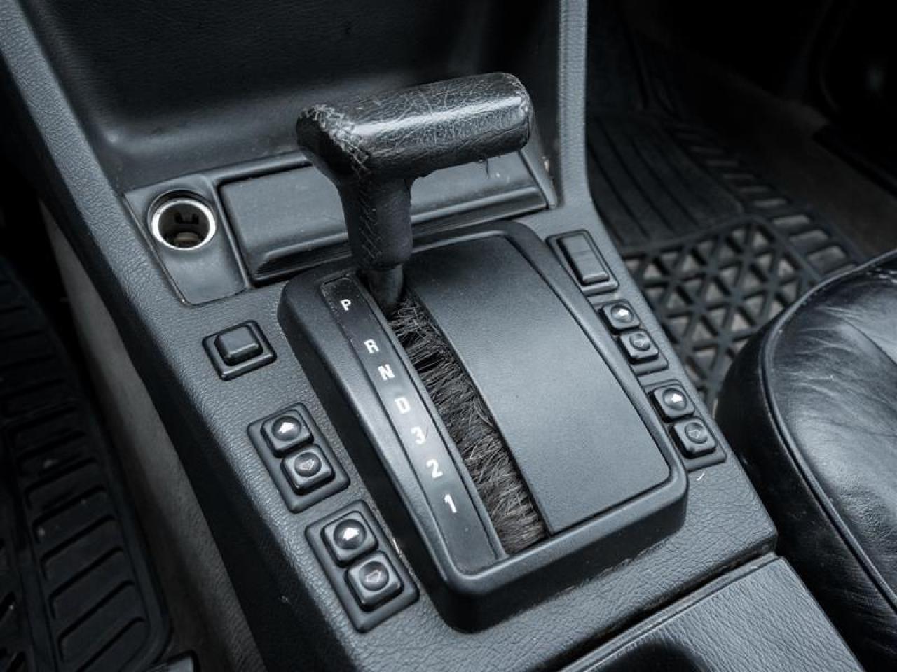 1990 BMW 325i  Photo