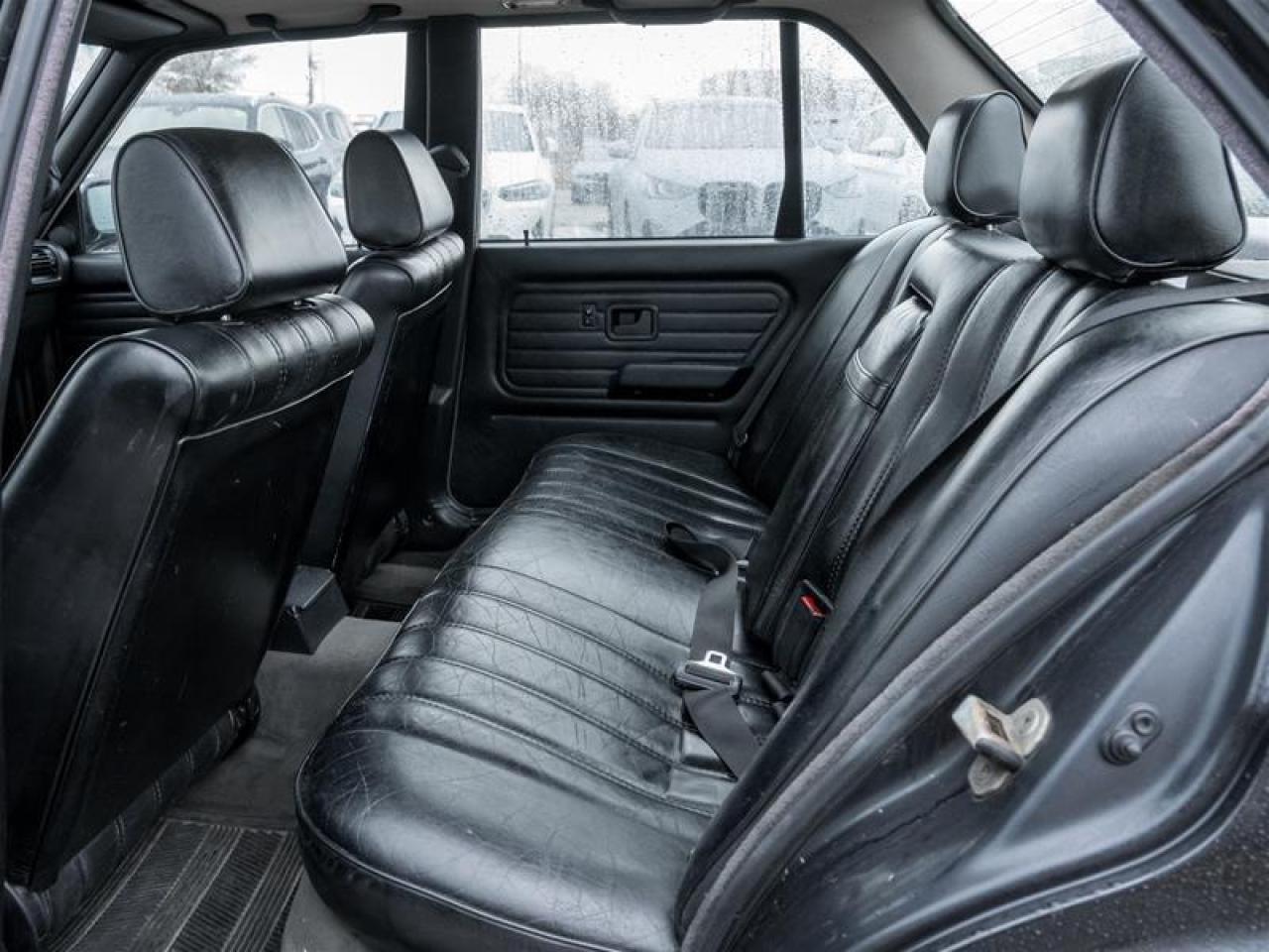 1990 BMW 325i  Photo