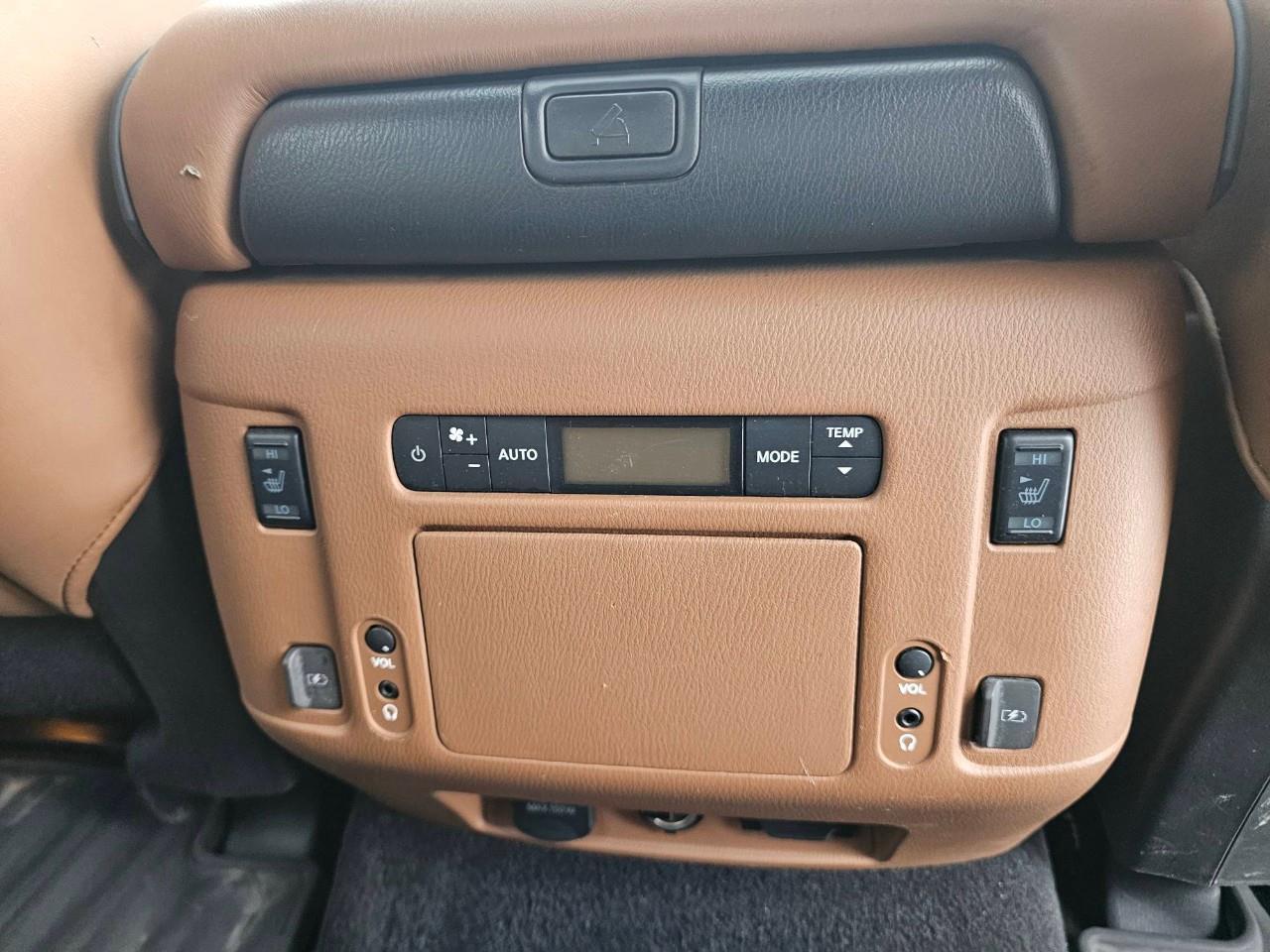 2021 Infiniti QX80 ProACTIVE 7 Passenger 4dr 4x4 Photo