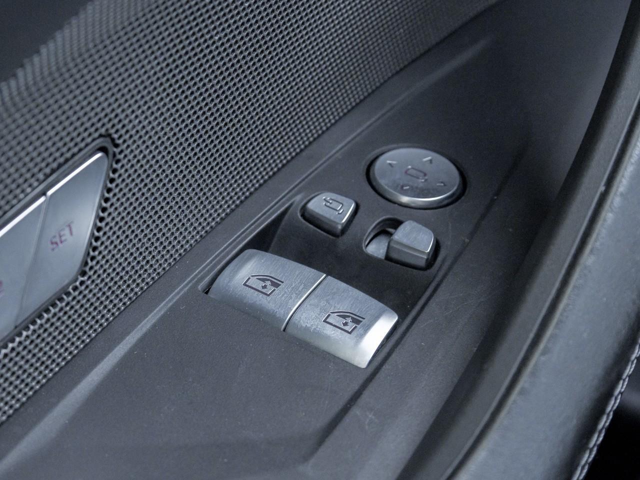 2025 BMW M4 Base 2dr Rear-Wheel Drive Coupe Photo