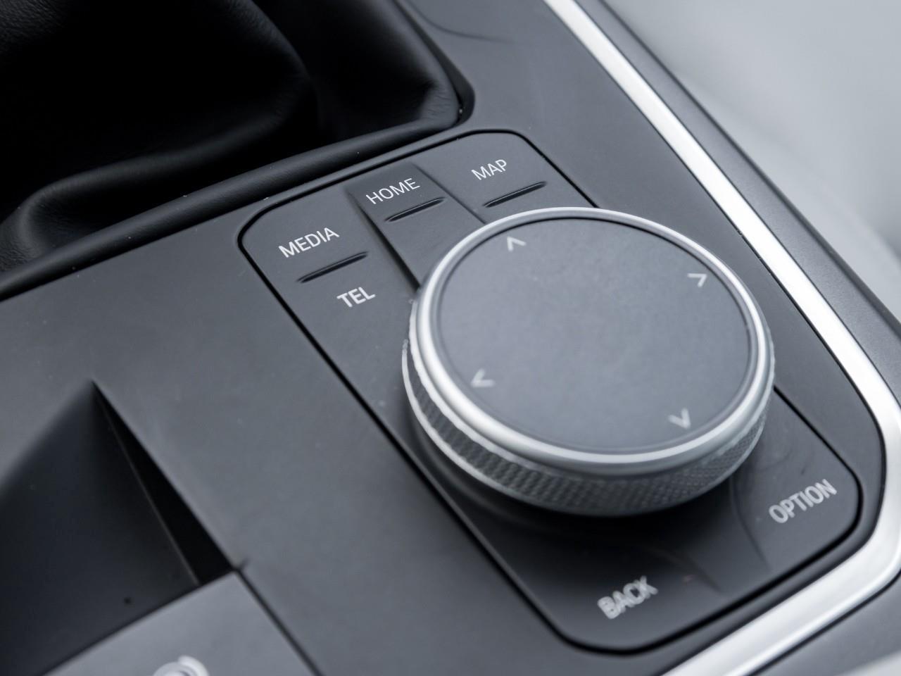 2025 BMW M4 Base 2dr Rear-Wheel Drive Coupe Photo