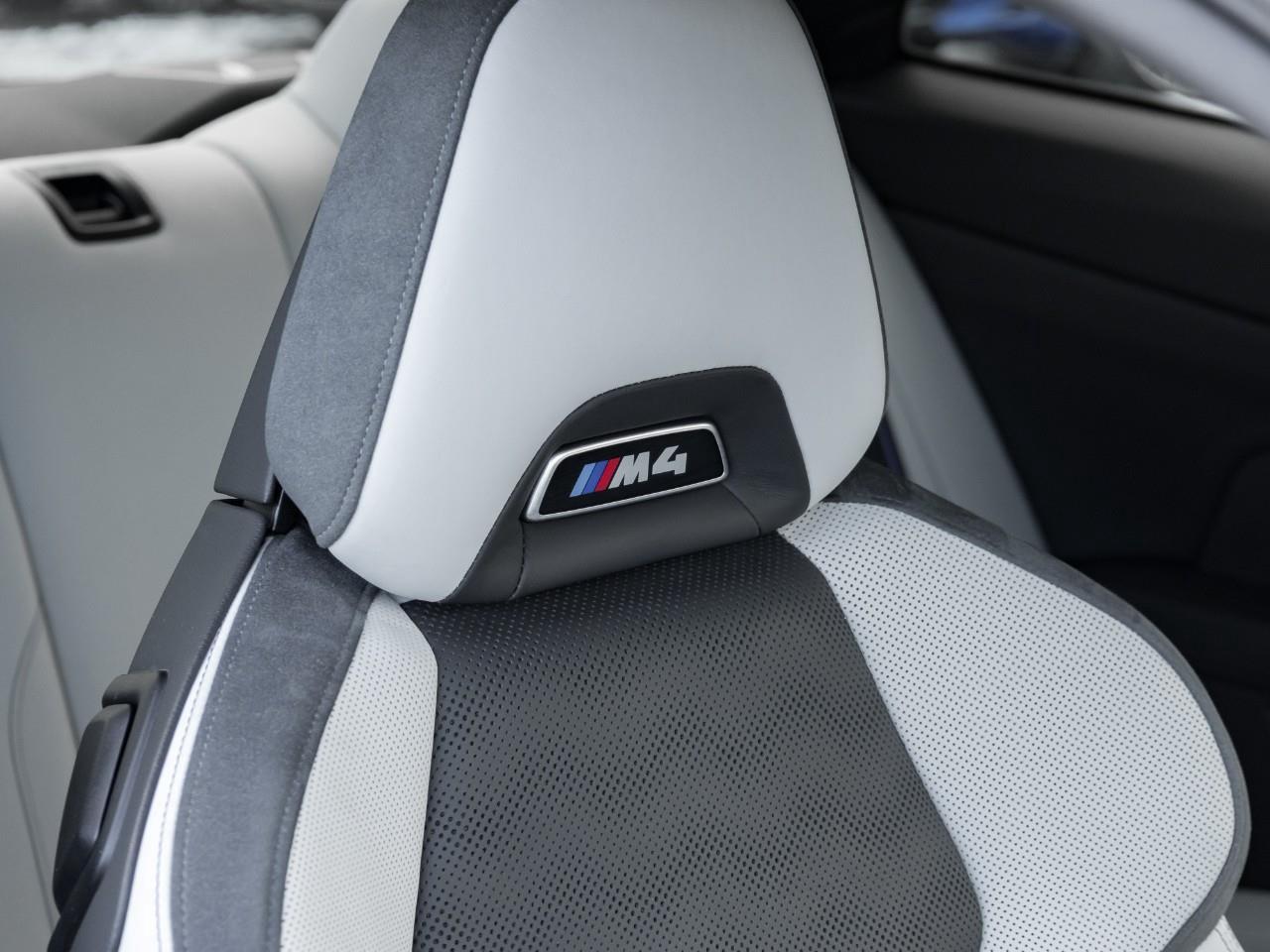 2025 BMW M4 Base 2dr Rear-Wheel Drive Coupe Photo