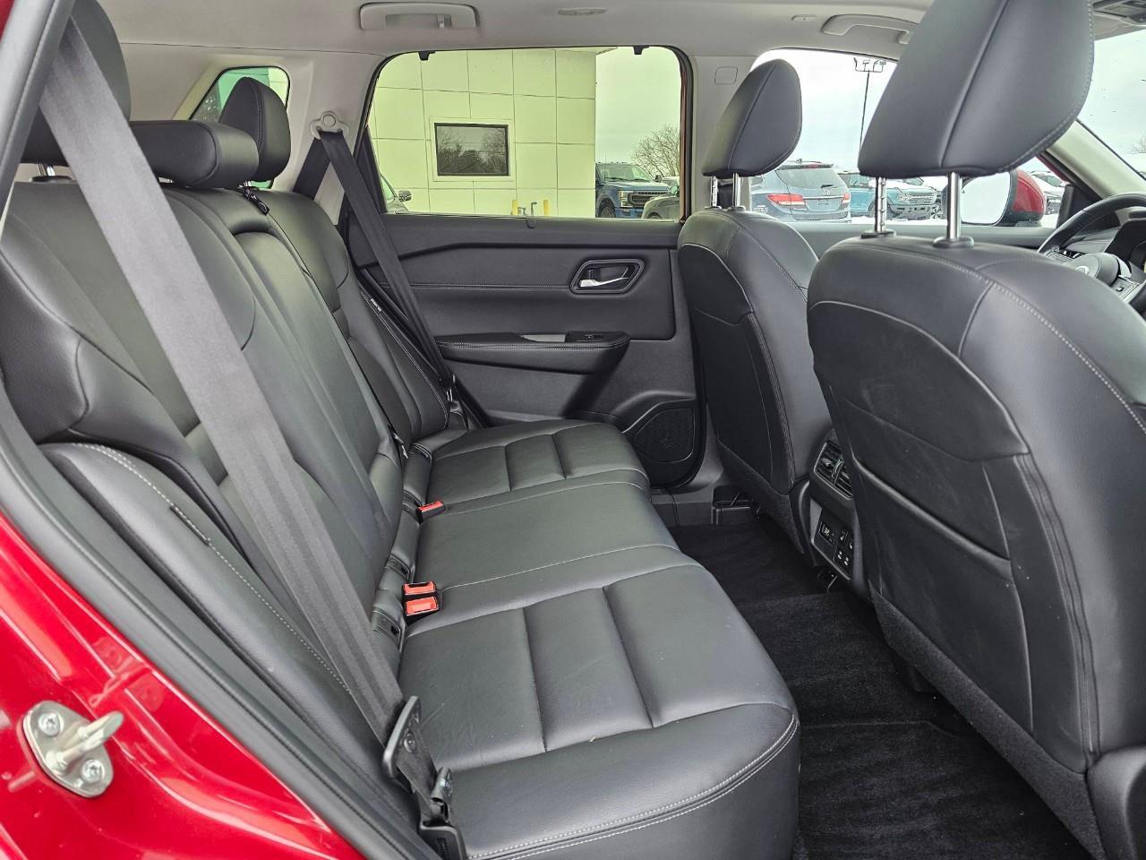 2024 Nissan Rogue SL 4dr All-Wheel Drive Sport Utility Photo