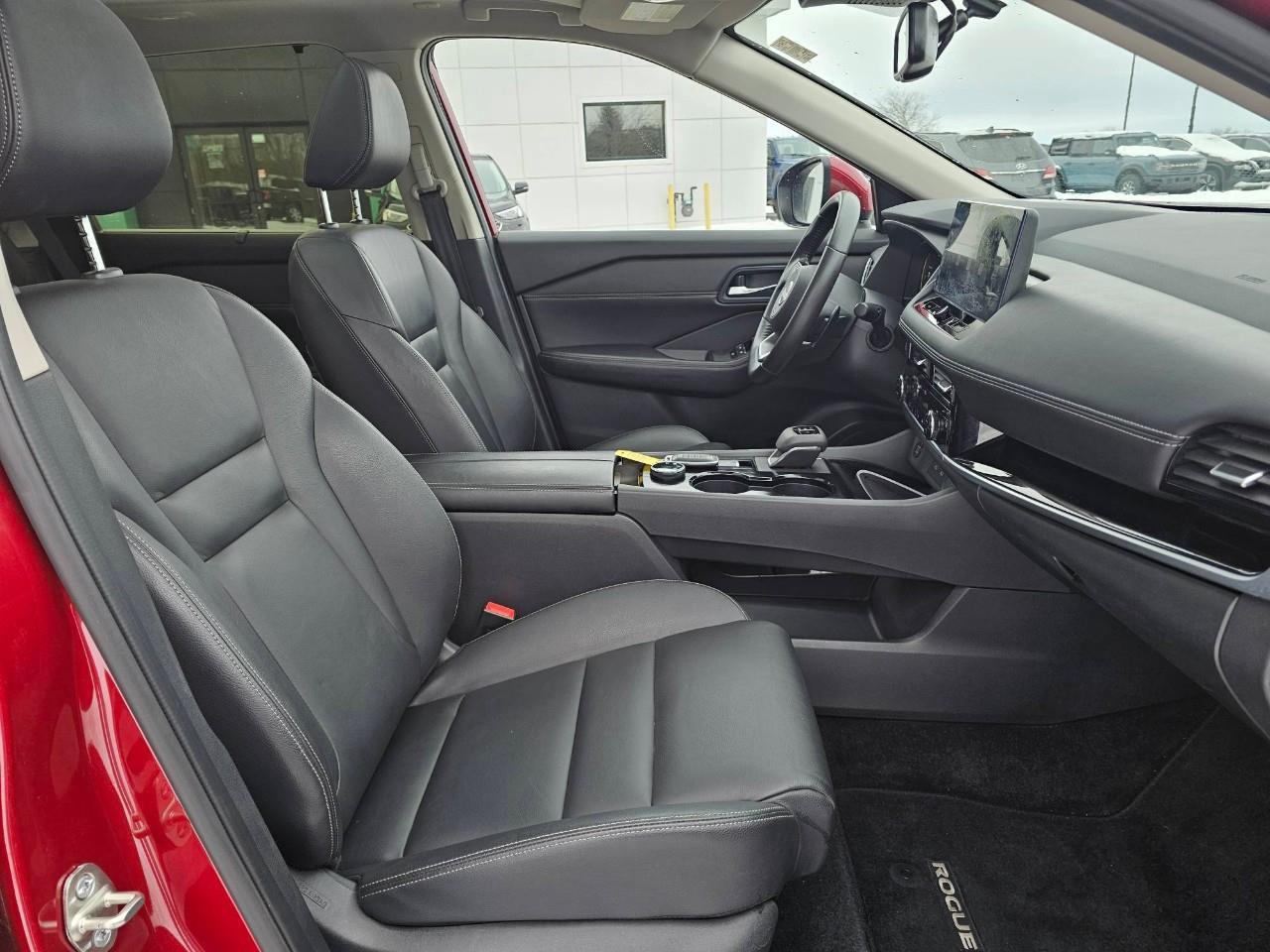2024 Nissan Rogue SL 4dr All-Wheel Drive Sport Utility Photo
