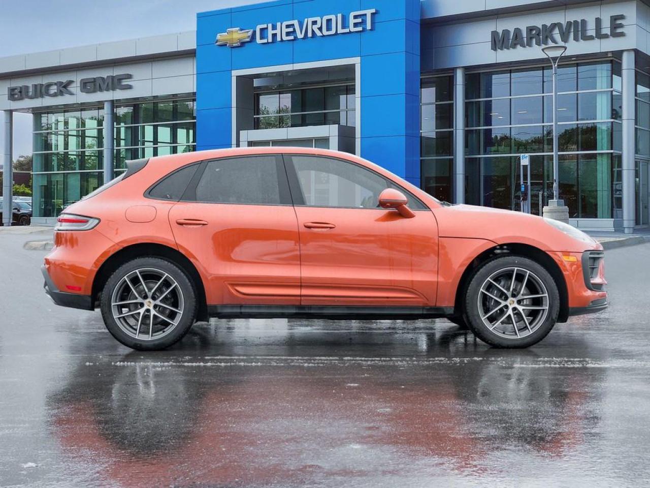 2025 Porsche Macan  Photo