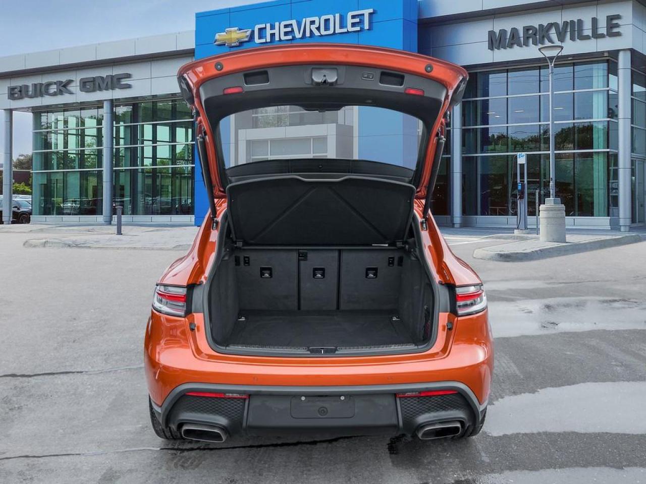 2025 Porsche Macan  Photo