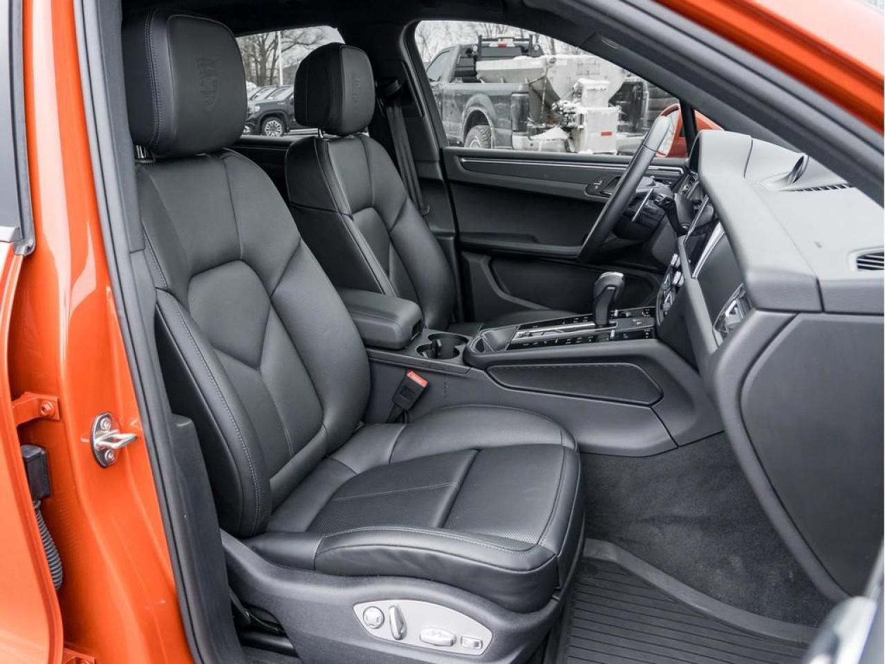 2025 Porsche Macan  Photo