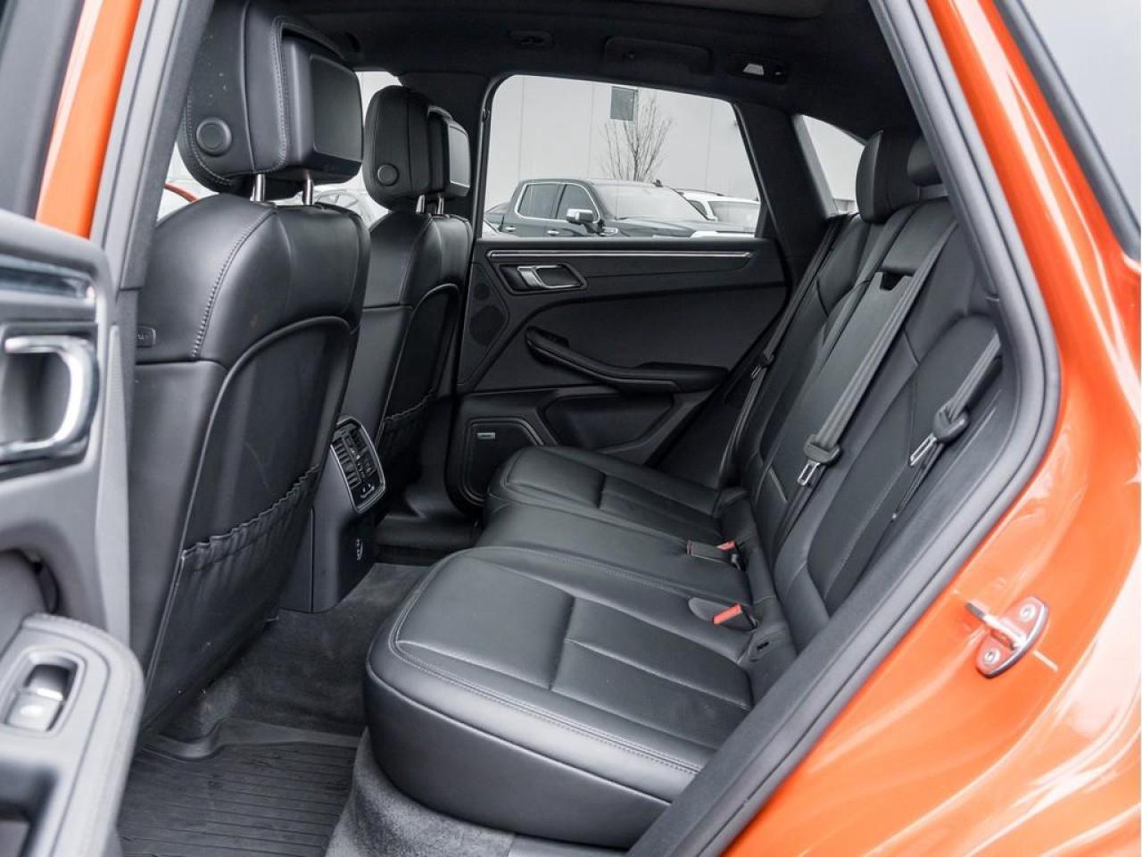 2025 Porsche Macan  Photo