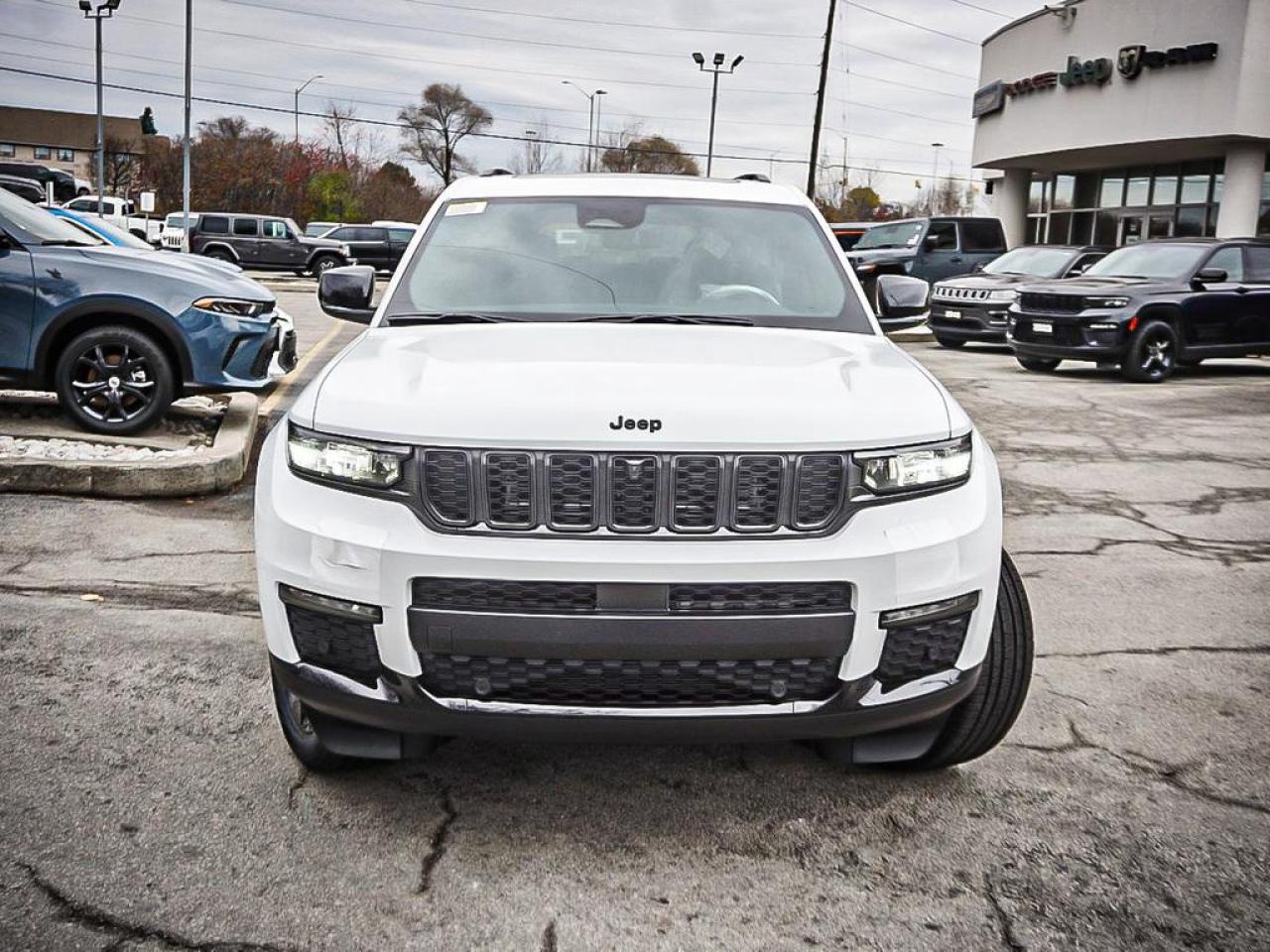 2025 Jeep Grand Cherokee L  Photo