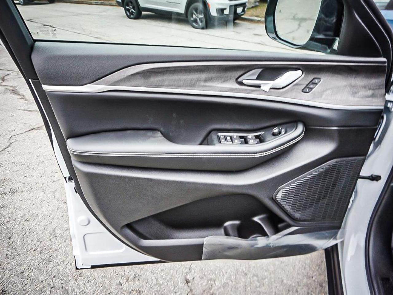 2025 Jeep Grand Cherokee L  Photo