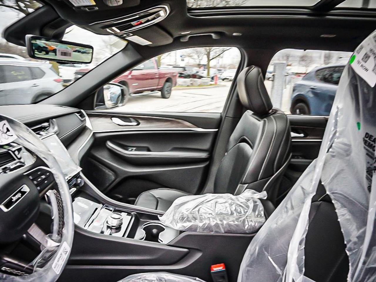 2025 Jeep Grand Cherokee L  Photo