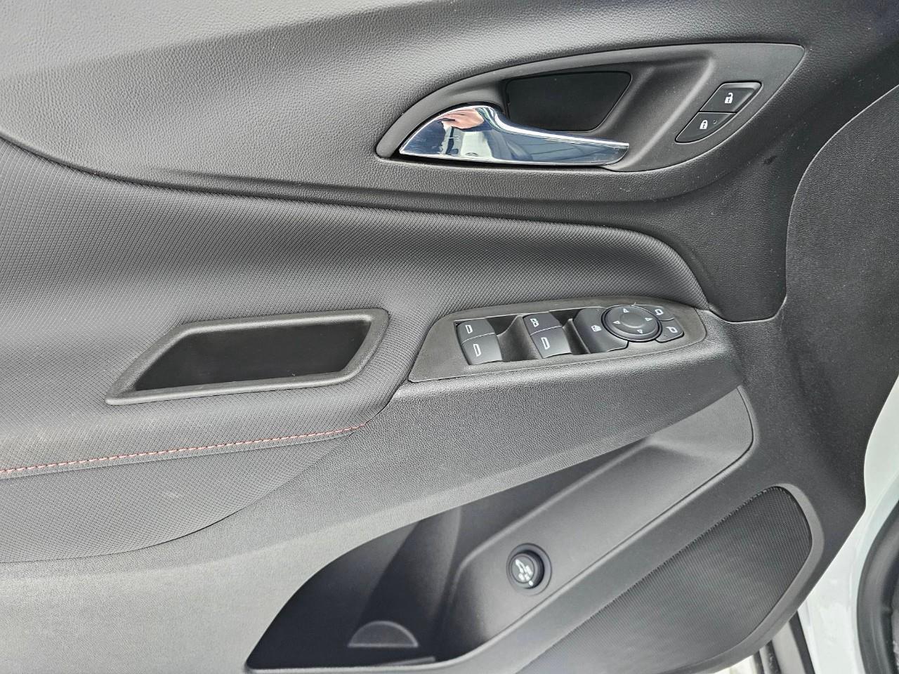 2024 Chevrolet Equinox RS 4dr All-Wheel Drive Photo