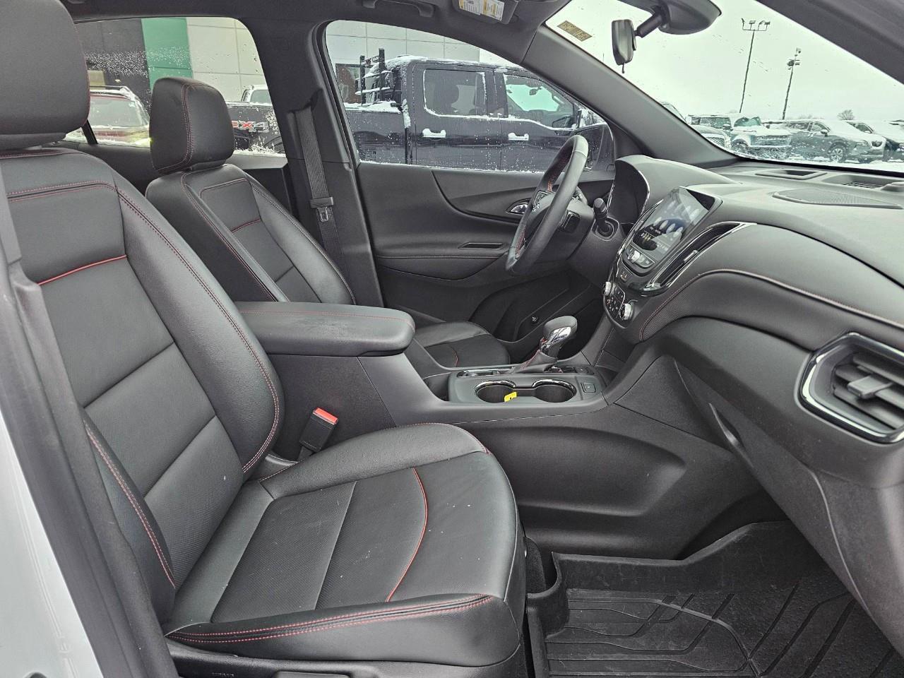 2024 Chevrolet Equinox RS 4dr All-Wheel Drive Photo