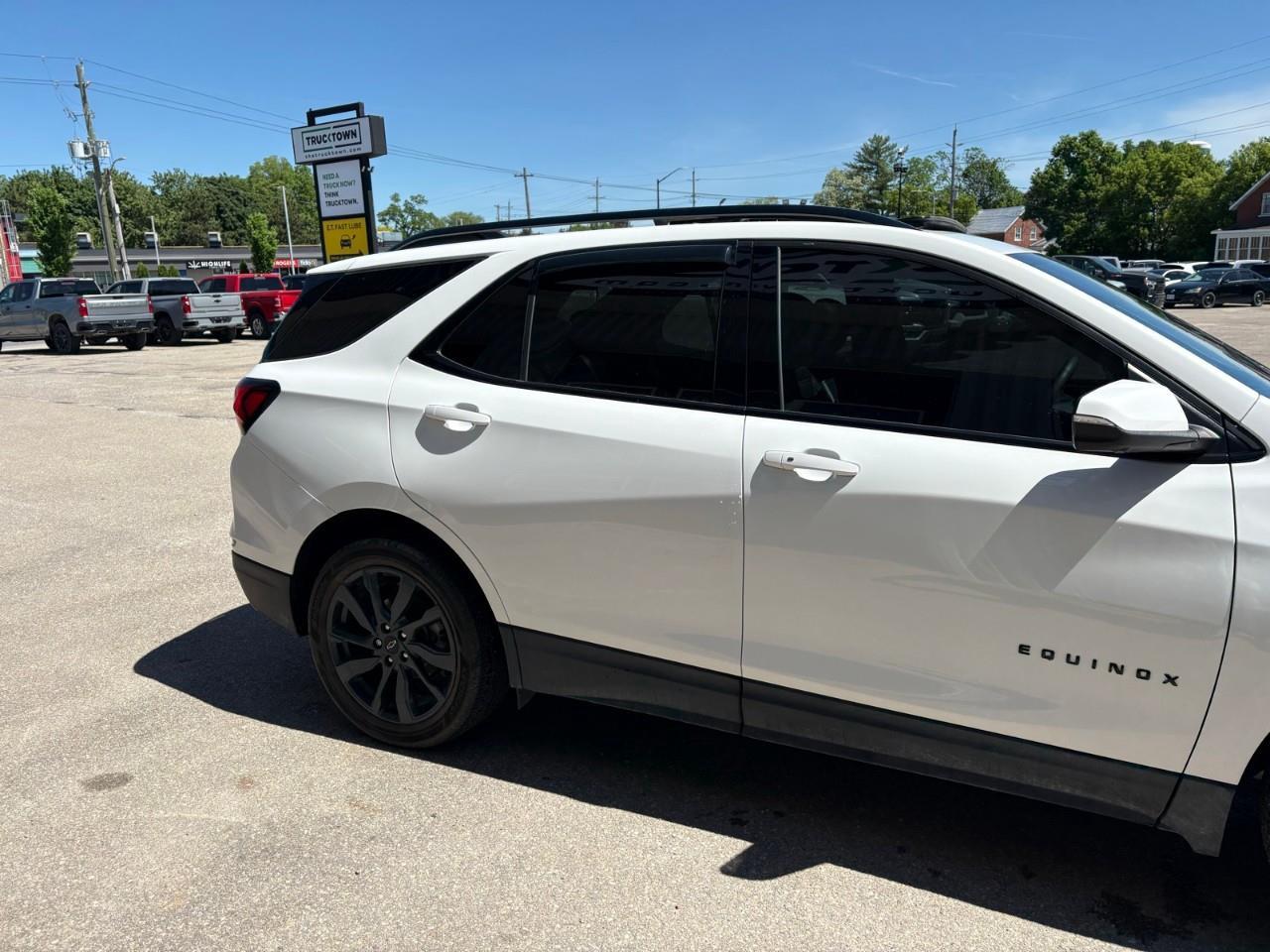 2024 Chevrolet Equinox RS 4dr All-Wheel Drive Photo