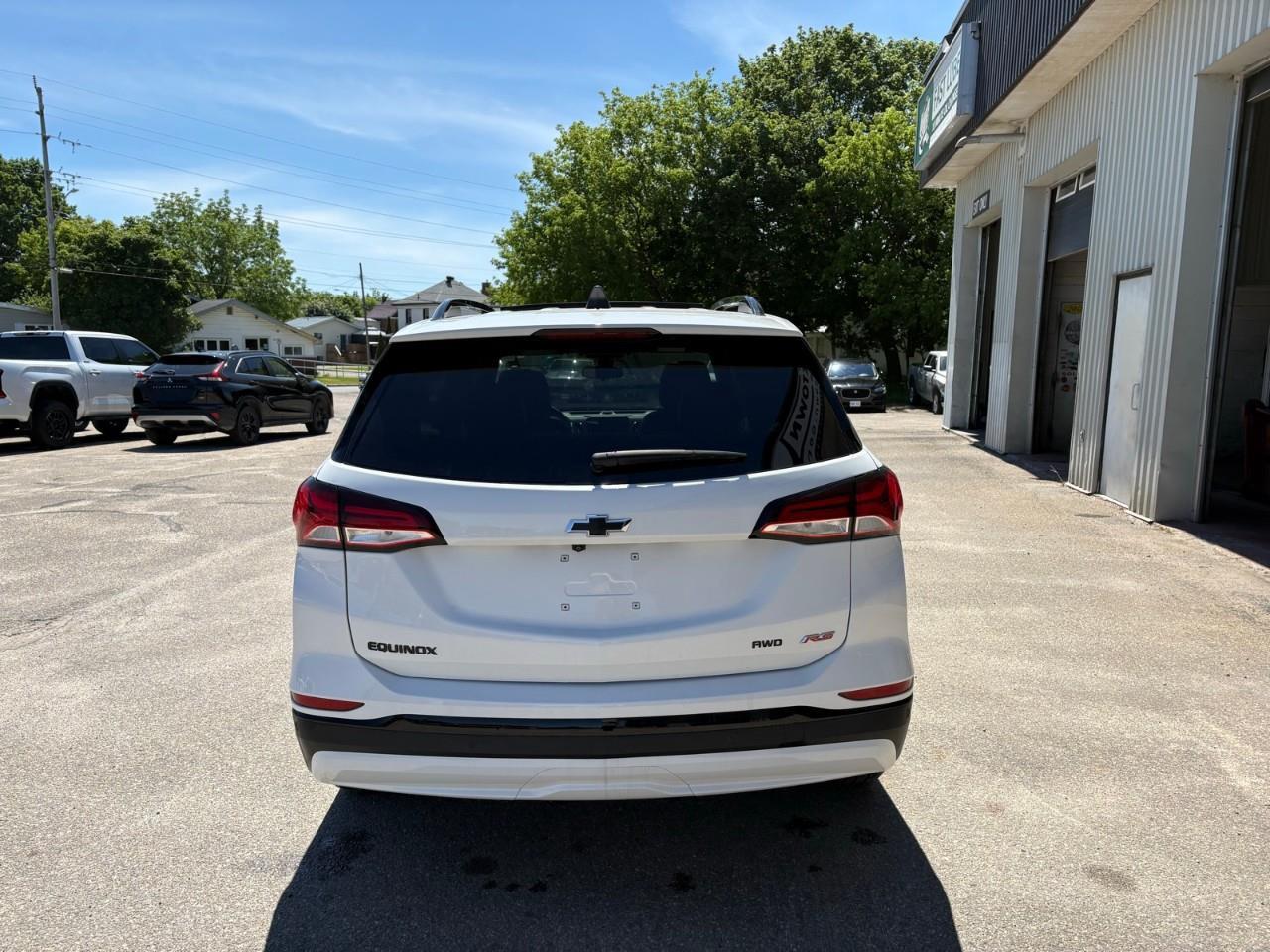 2024 Chevrolet Equinox RS 4dr All-Wheel Drive Photo