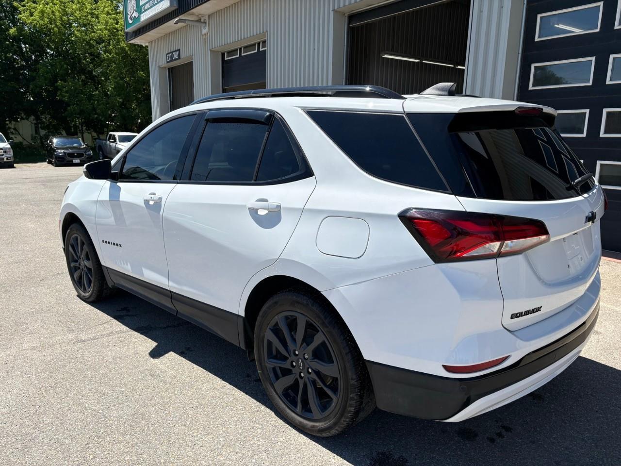 2024 Chevrolet Equinox RS 4dr All-Wheel Drive Photo