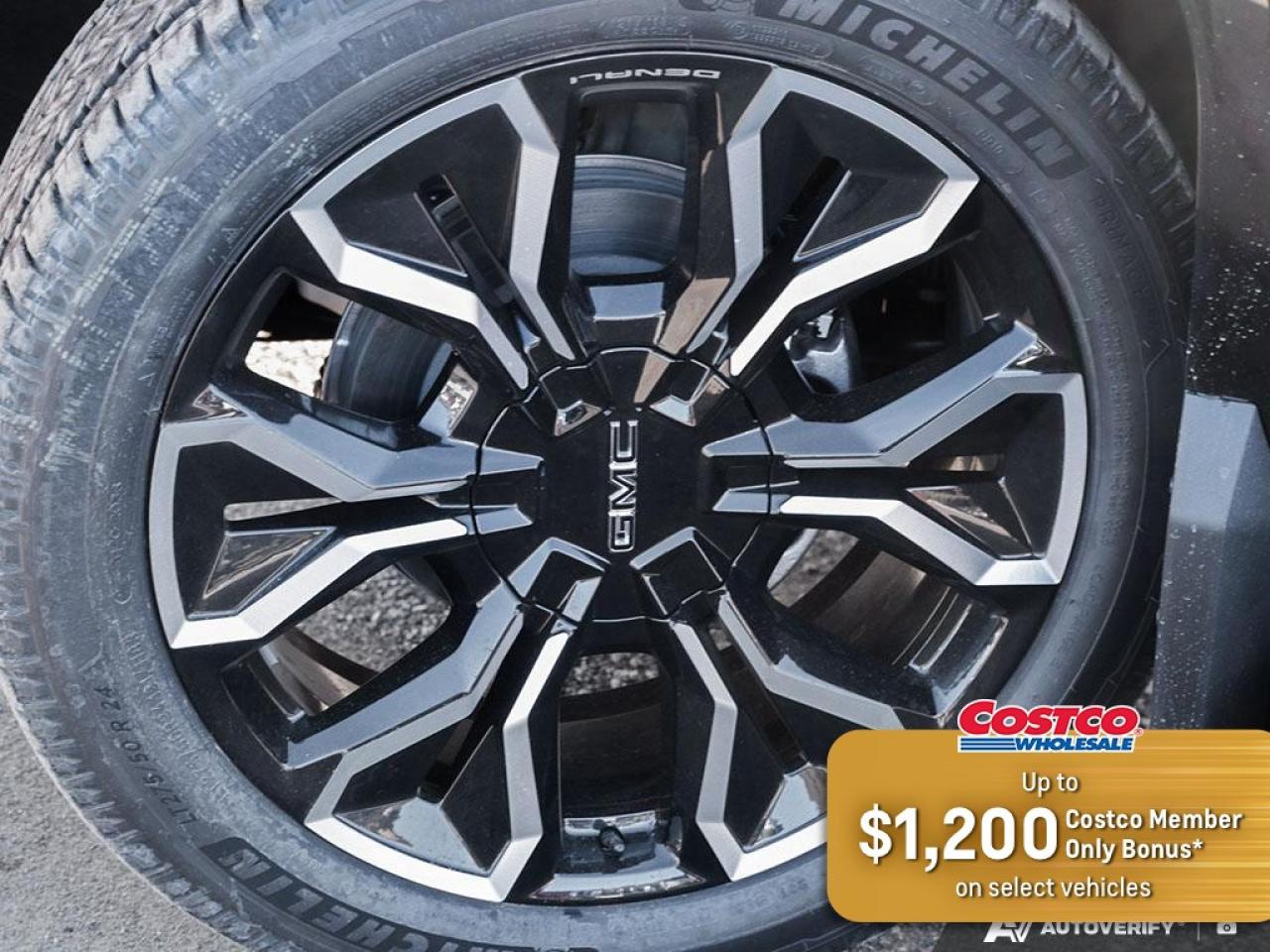 2025 GMC Sierra EV e4WD Crew Cab Extended Range Denali Photo