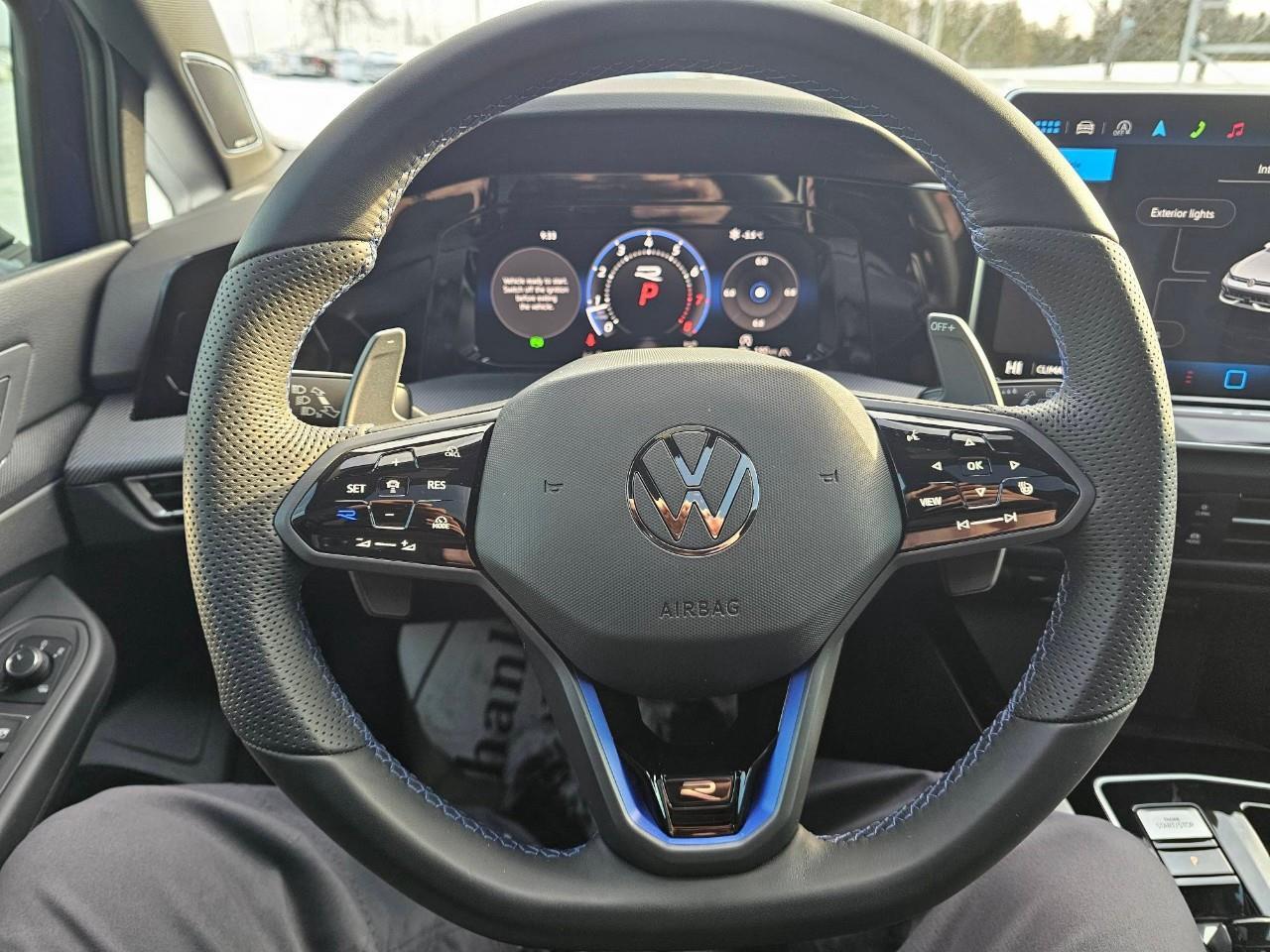 2025 Volkswagen Golf R Base 4dr All-Wheel Drive 4MOTION Hatchback Photo