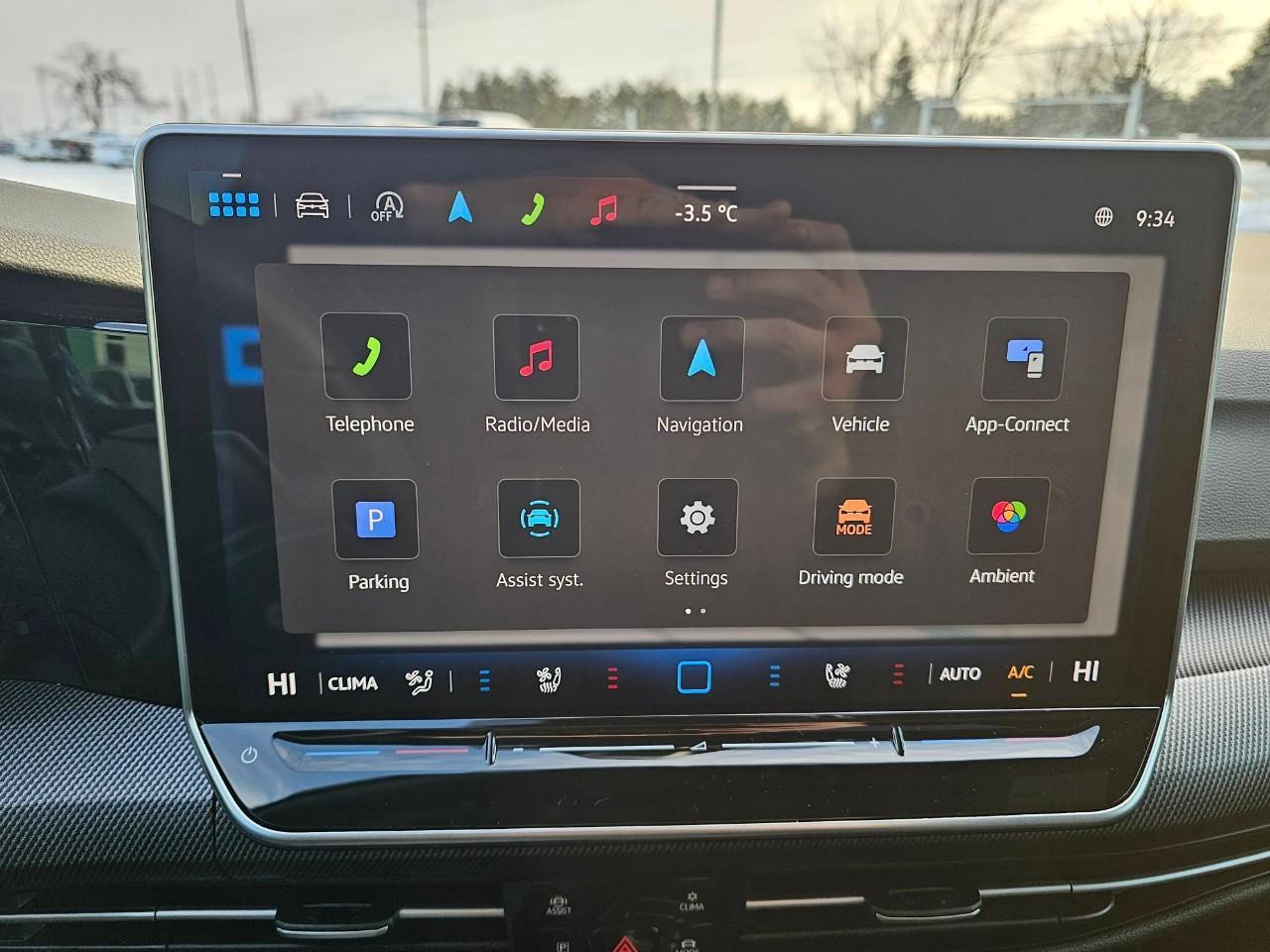 2025 Volkswagen Golf R Base 4dr All-Wheel Drive 4MOTION Hatchback Photo