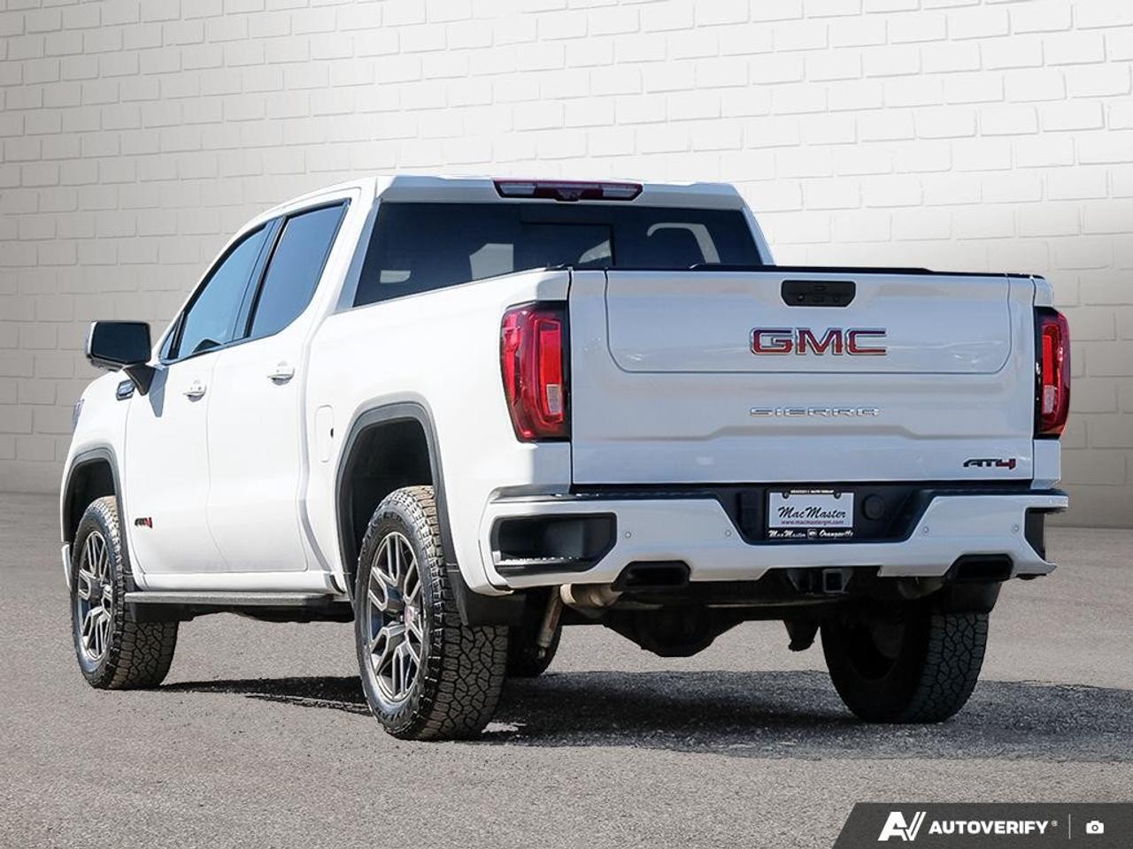 2021 GMC Sierra 1500 Crew Cab Short Box 4-Wheel Drive AT4 Photo