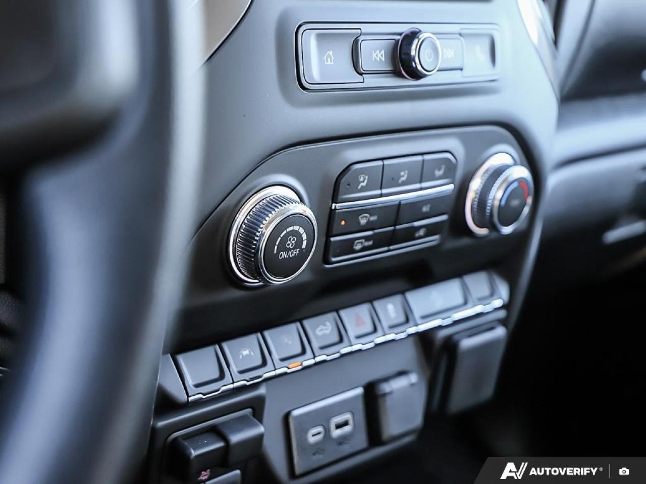 2026 GMC Sierra 1500 Crew Cab Short Box 4-Wheel Drive Pro Photo