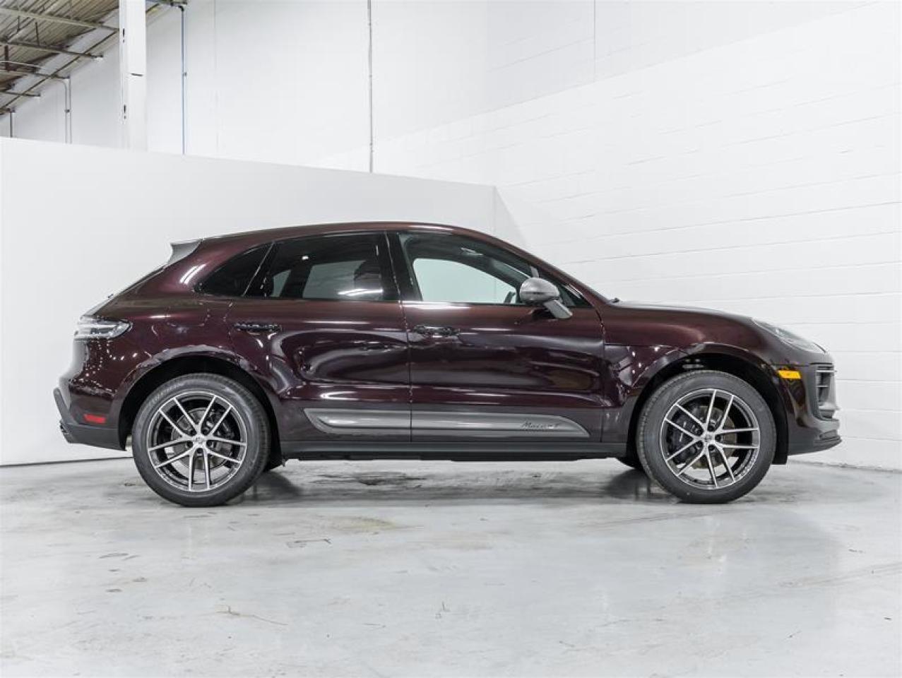 2026 Porsche Macan  Photo