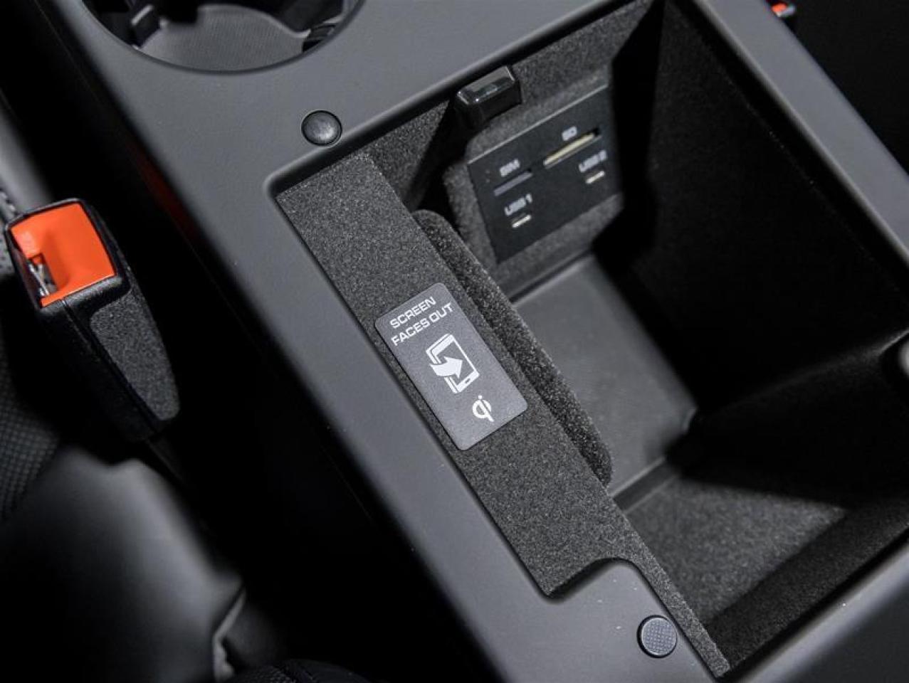 2026 Porsche Macan  Photo