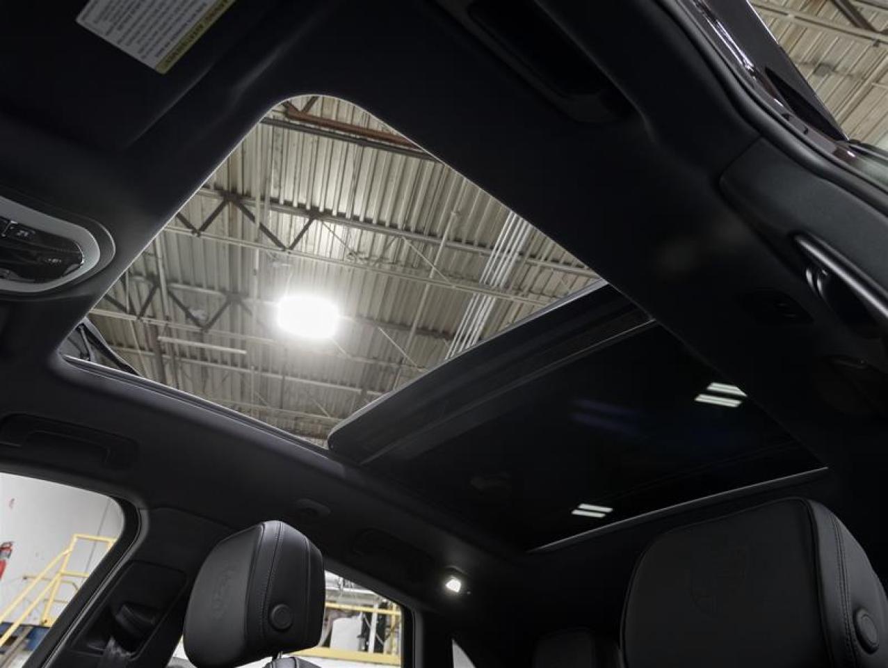 2026 Porsche Macan  Photo