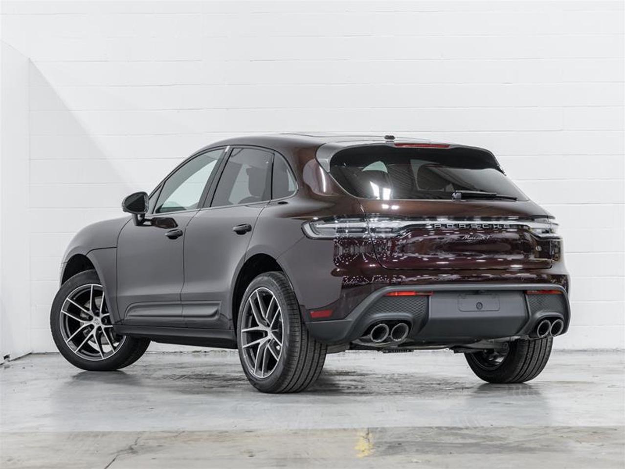 2026 Porsche Macan  Photo