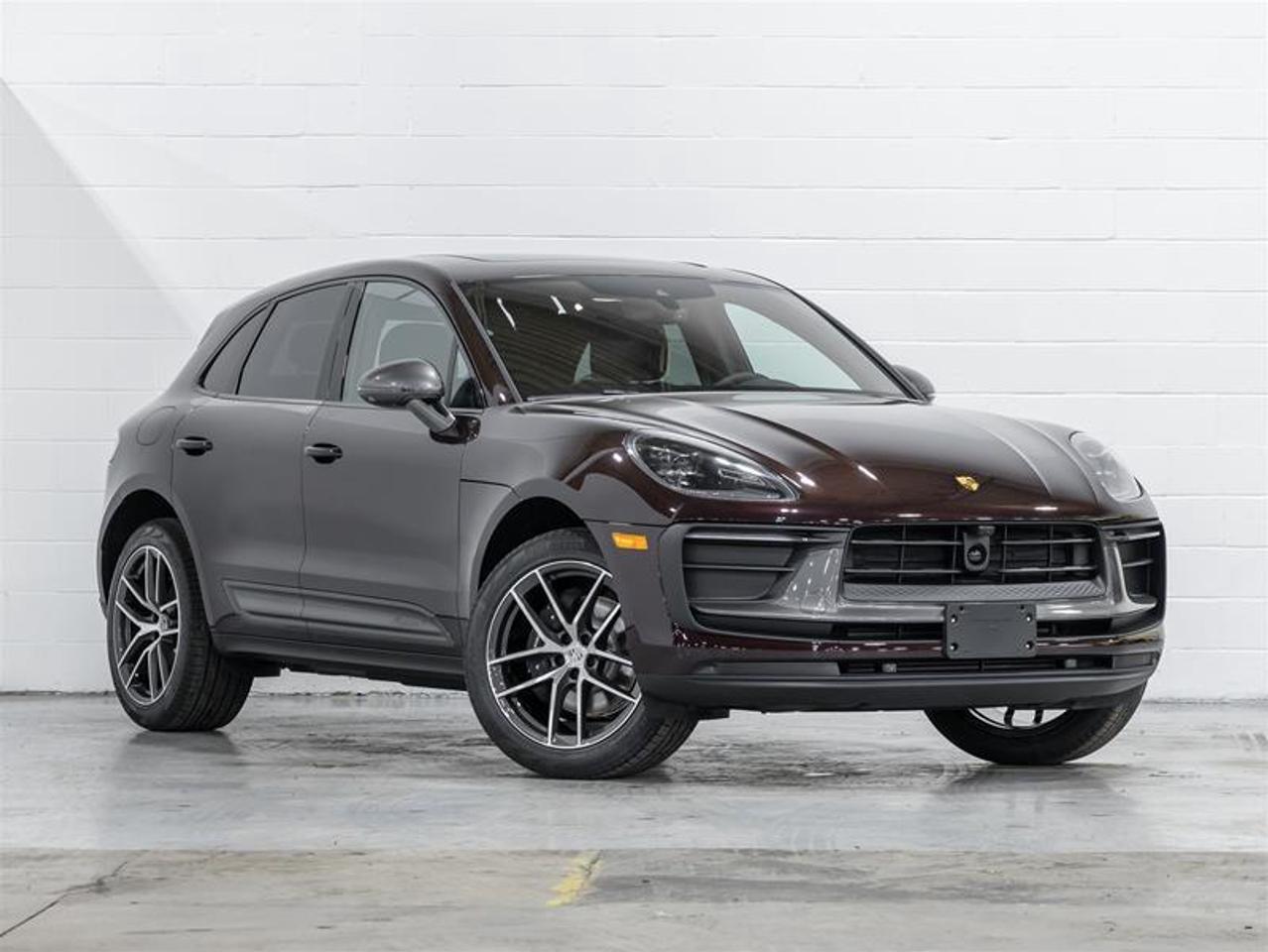 2026 Porsche Macan  Photo
