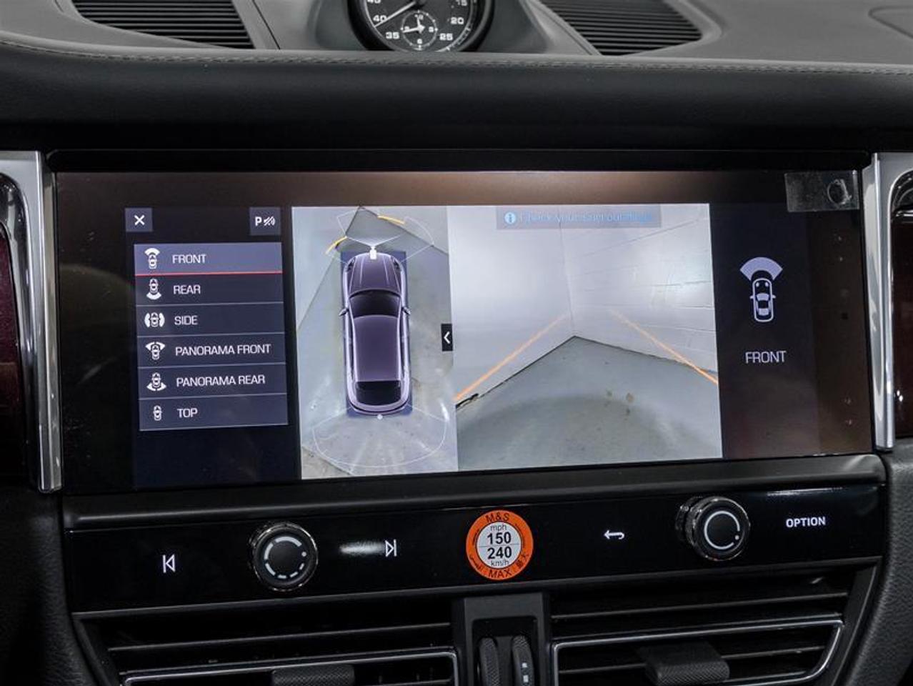 2026 Porsche Macan  Photo