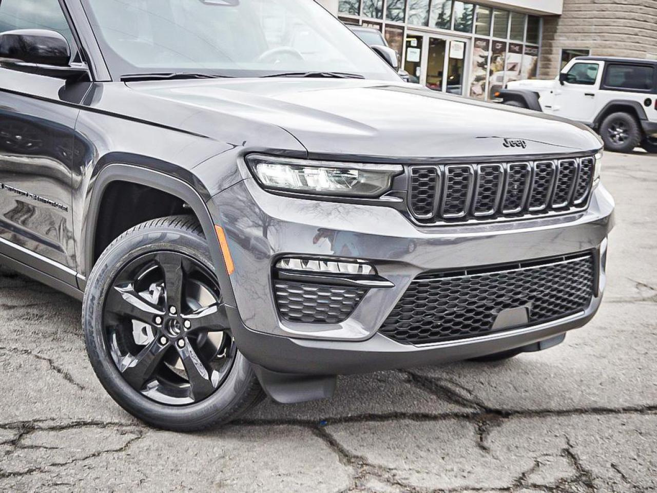 2025 Jeep Grand Cherokee  Photo