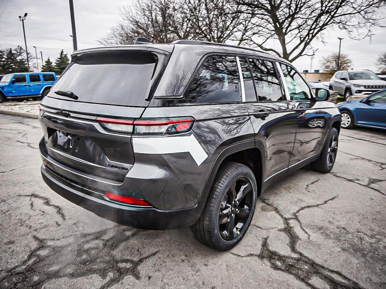 2025 Jeep Grand Cherokee  Photo