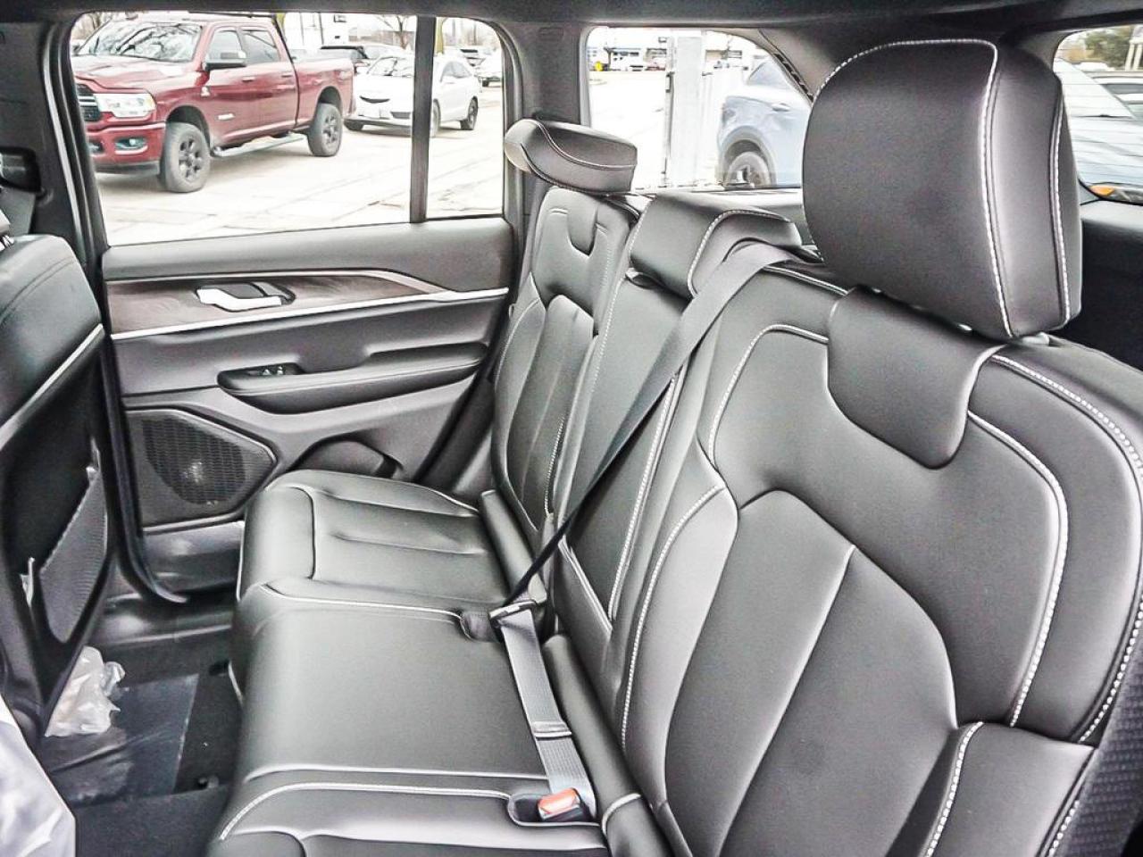 2025 Jeep Grand Cherokee  Photo