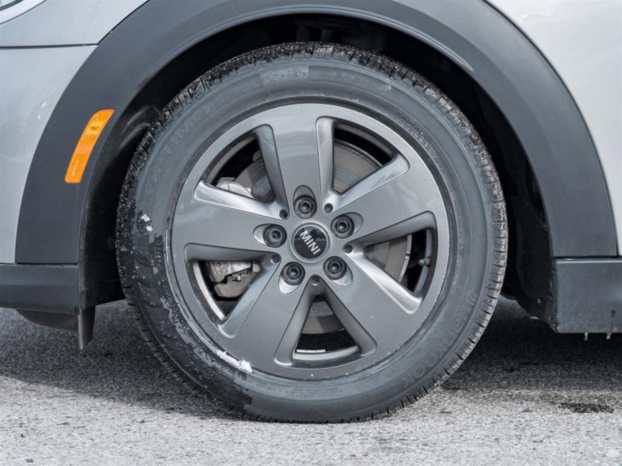 2024 MINI 3 Door Cooper S 2dr Hatchback Photo4