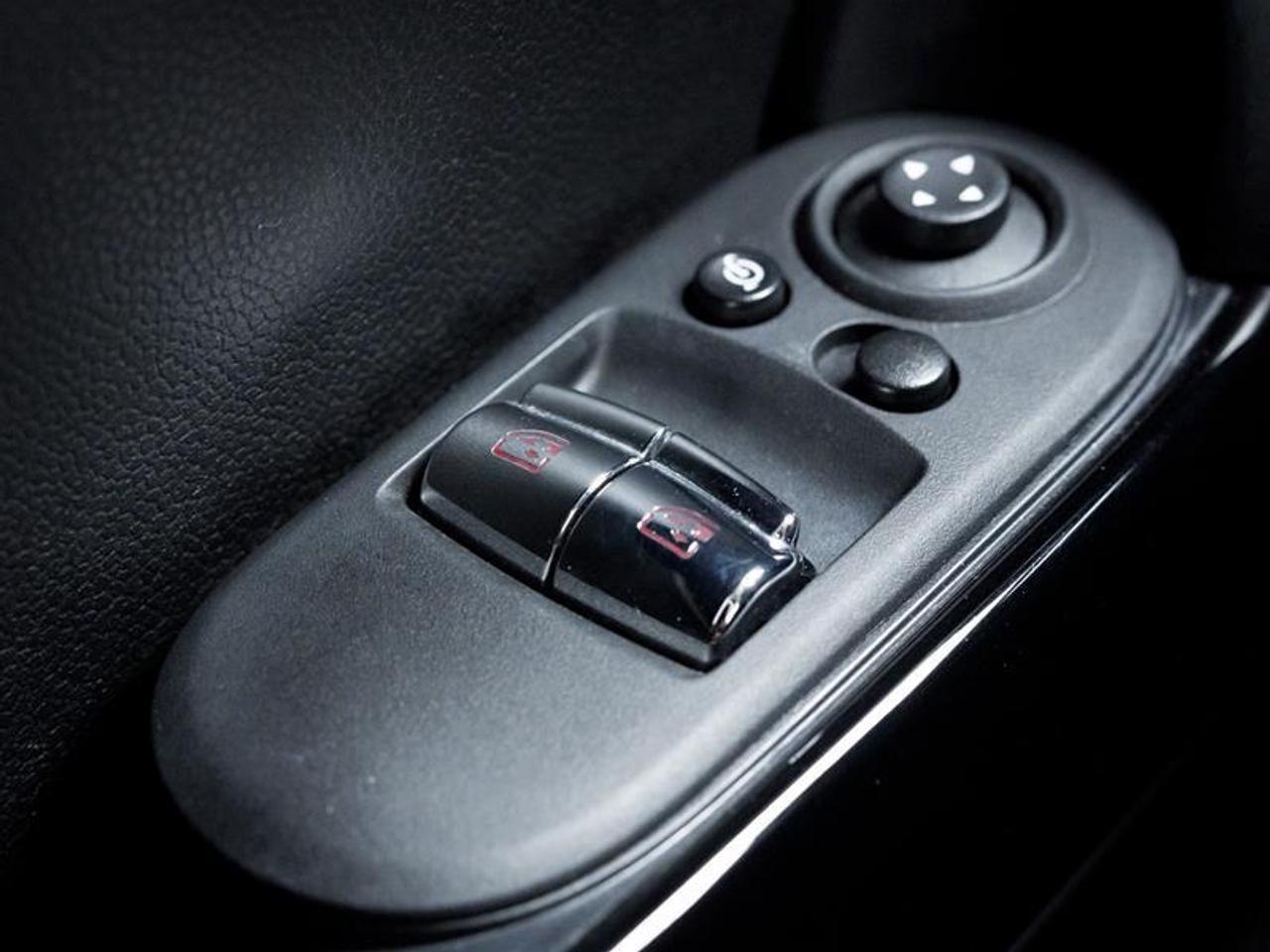 2024 MINI 3 Door Cooper S 2dr Hatchback Photo