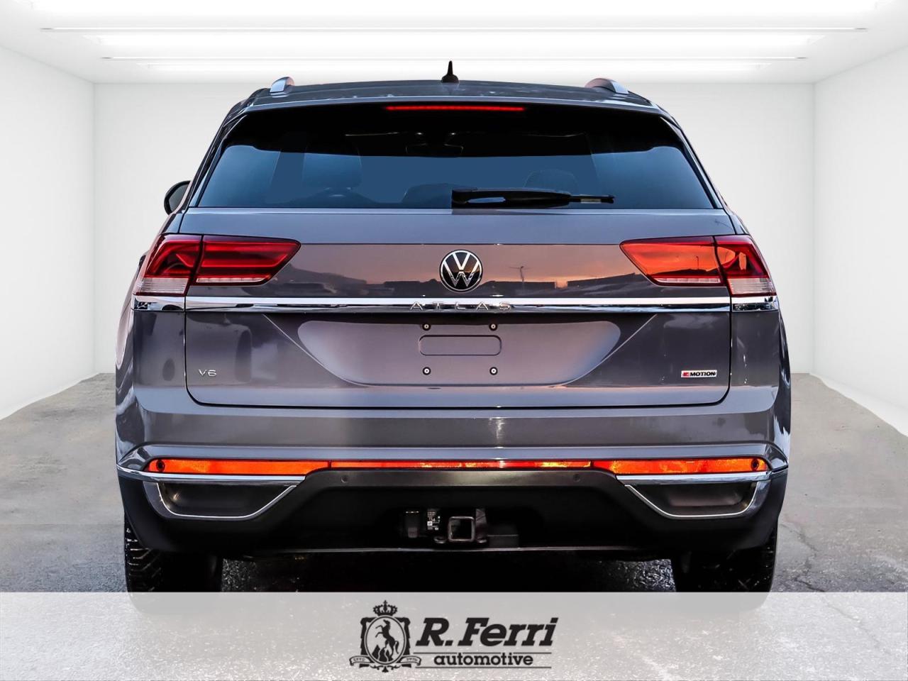 2022 Volkswagen Atlas Cross Sport 3.6 FSI Highline 4dr All-Wheel Drive 4MOTION Photo2