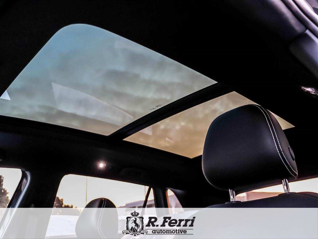 2022 Volkswagen Atlas Cross Sport 3.6 FSI Highline 4dr All-Wheel Drive 4MOTION Photo