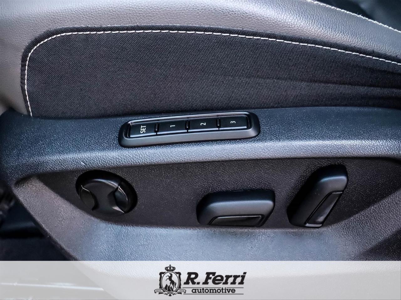 2022 Volkswagen Atlas Cross Sport 3.6 FSI Highline 4dr All-Wheel Drive 4MOTION Photo