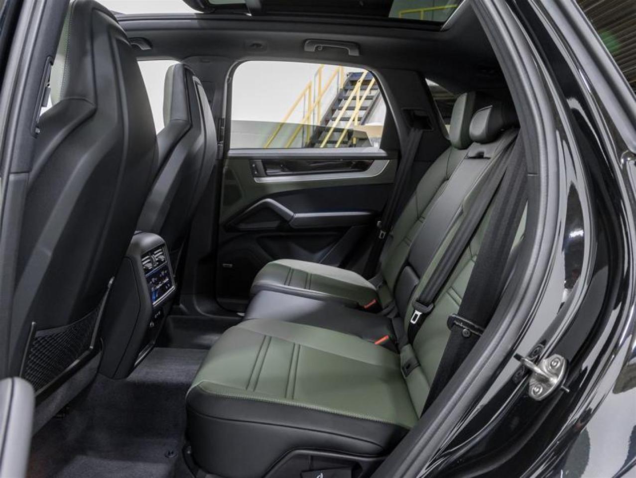 2026 Porsche Cayenne  Photo