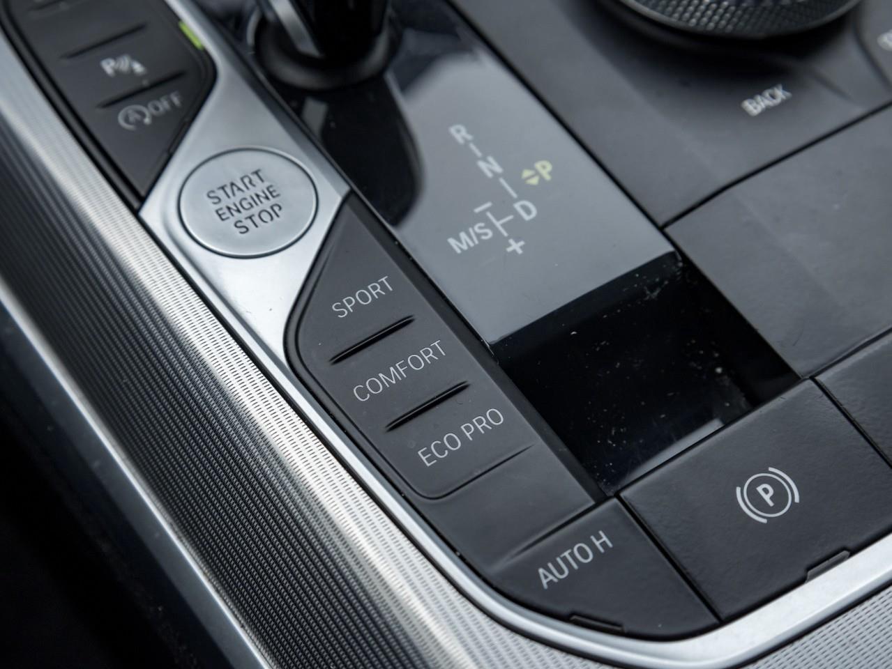 2020 BMW 330 i xDrive 4dr All-Wheel Drive Sedan Photo