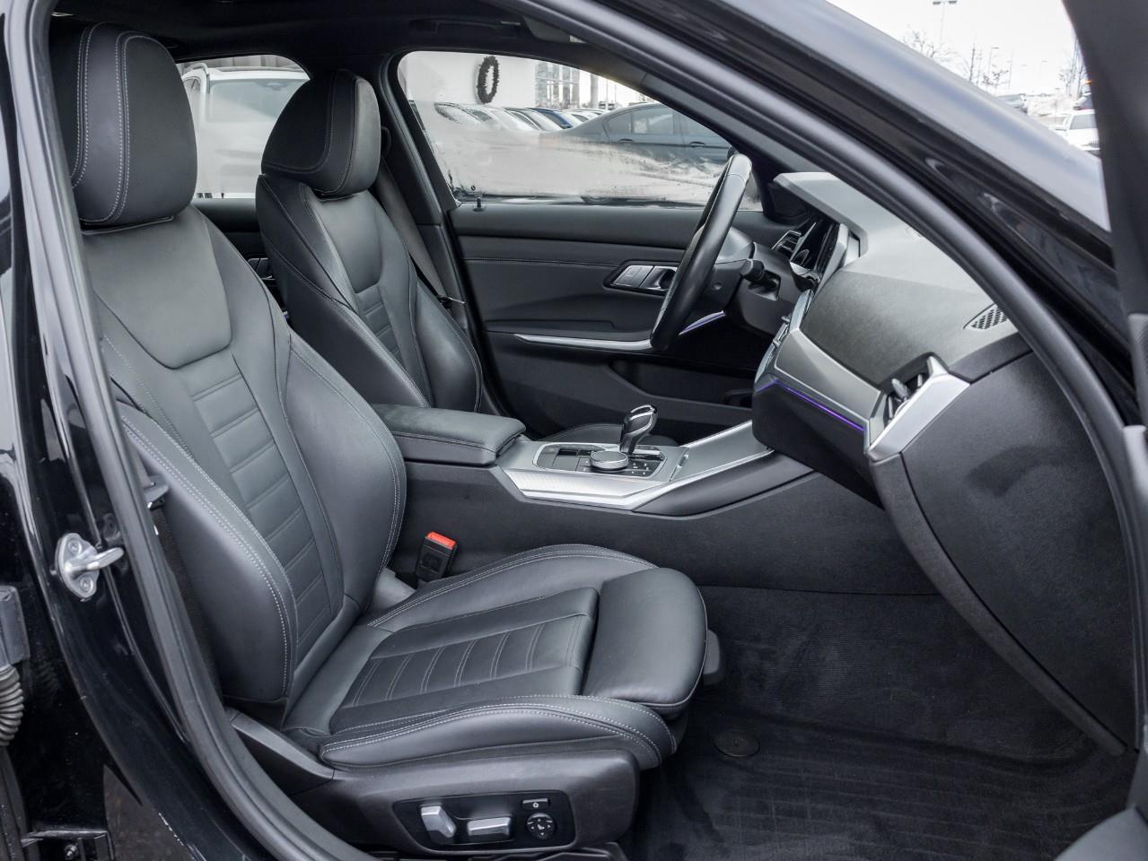 2020 BMW 330 i xDrive 4dr All-Wheel Drive Sedan Photo