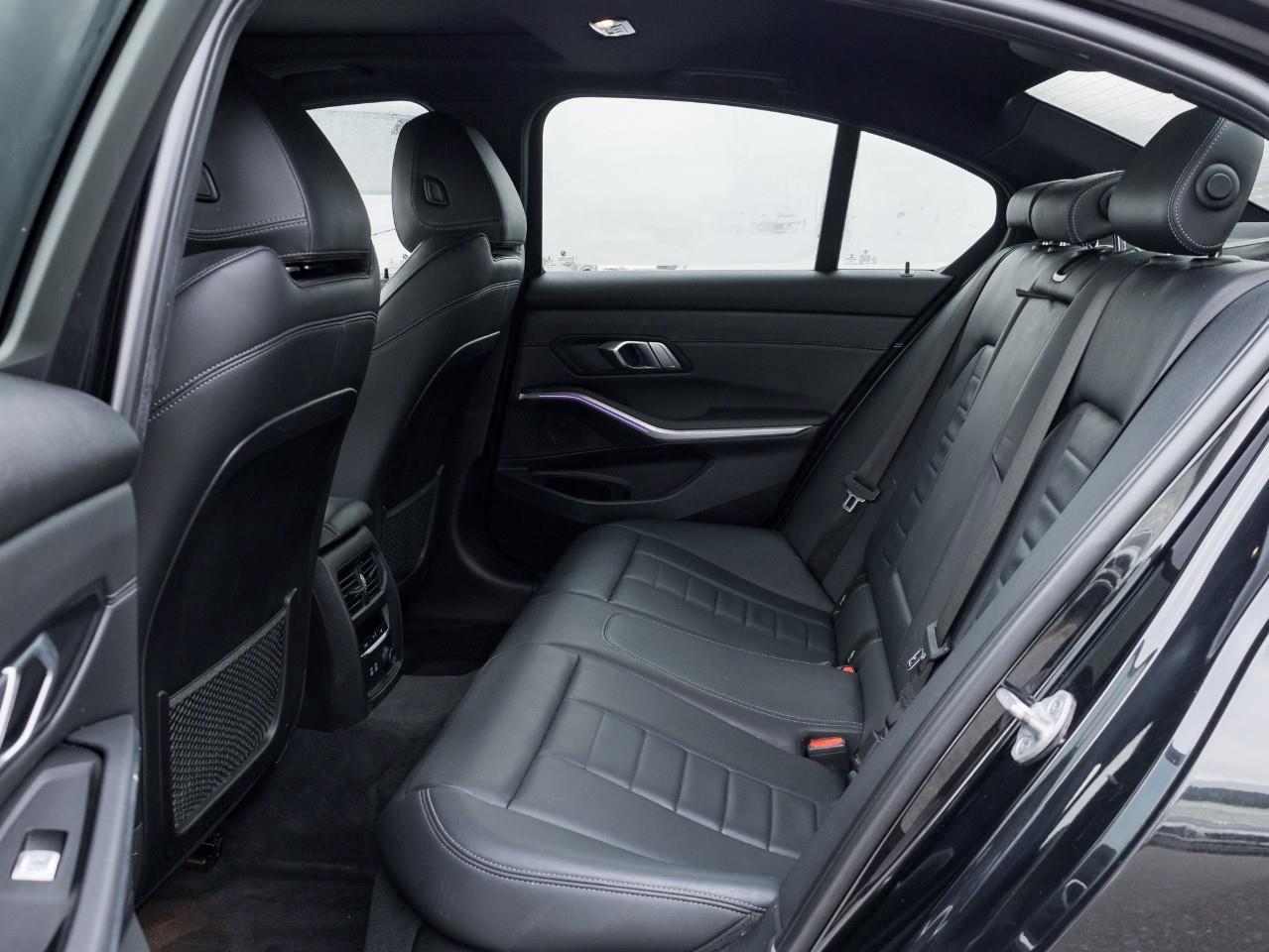 2020 BMW 330 i xDrive 4dr All-Wheel Drive Sedan Photo